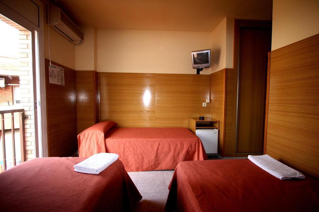 Hotel Ric Sabadell Quarto foto
